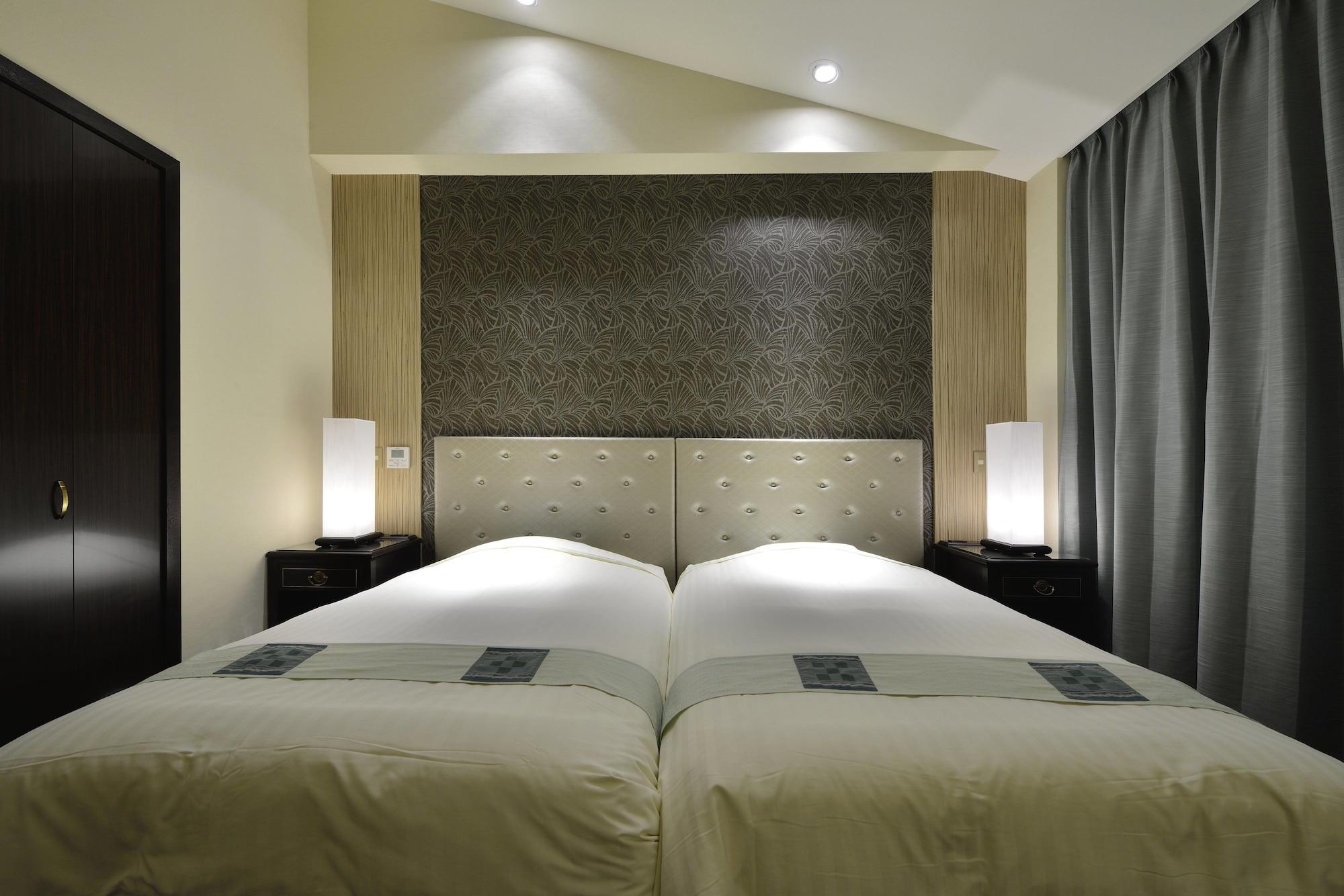 Exes Ishigaki Hotel Ishigaki  Buitenkant foto