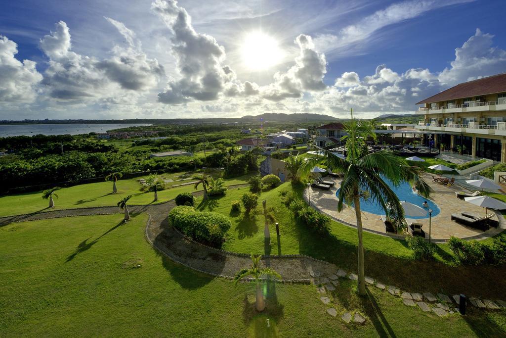 Exes Ishigaki Hotel Ishigaki  Buitenkant foto