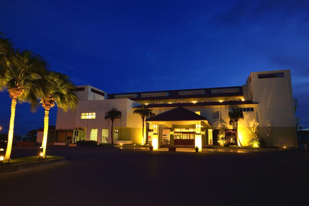 Exes Ishigaki Hotel Ishigaki  Buitenkant foto