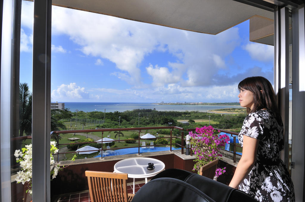 Exes Ishigaki Hotel Ishigaki  Buitenkant foto