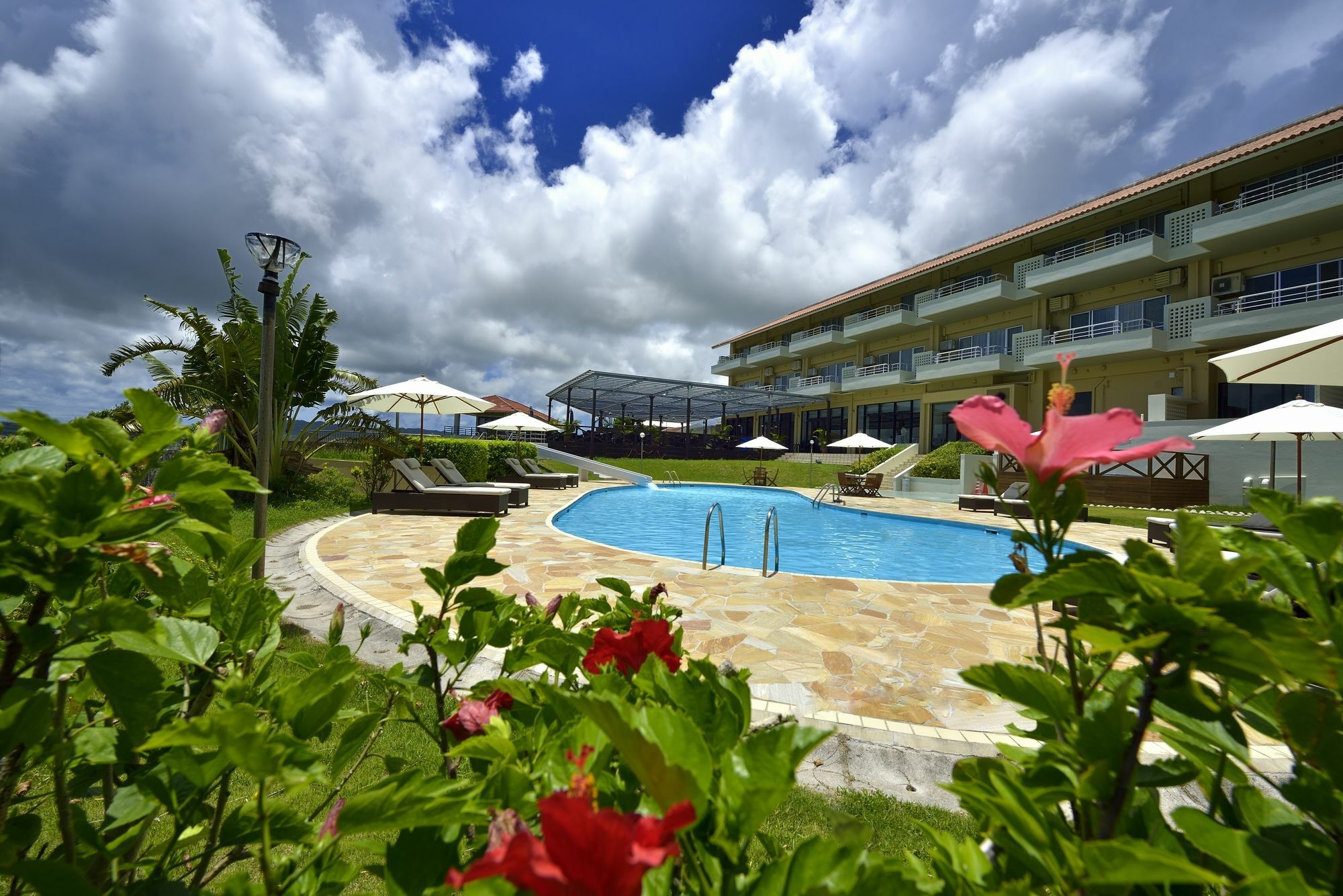 Exes Ishigaki Hotel Ishigaki  Buitenkant foto